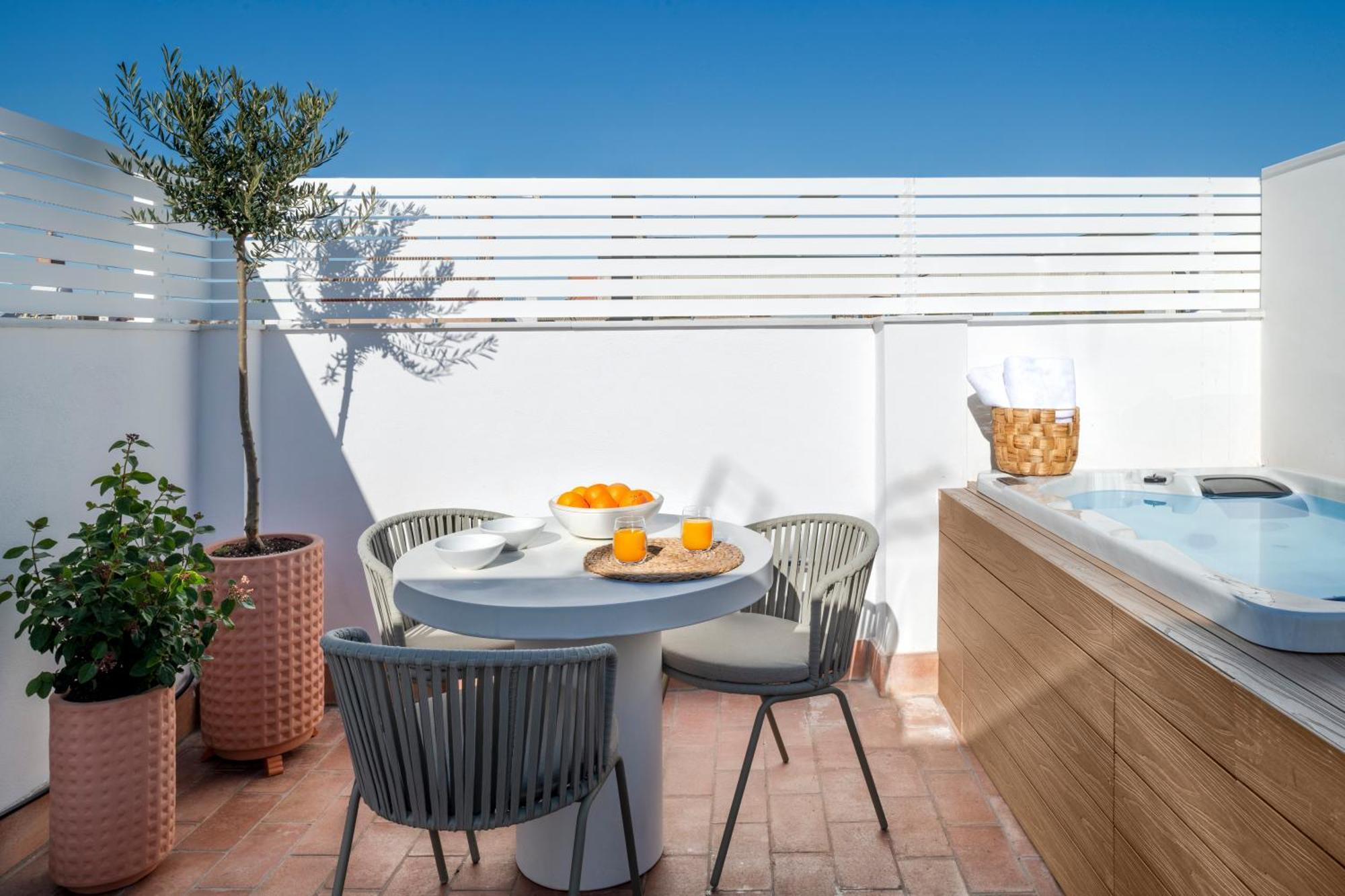 Magno Apartments Santa Clara - Private Terraces With Jacuzzi Sevilla Dış mekan fotoğraf